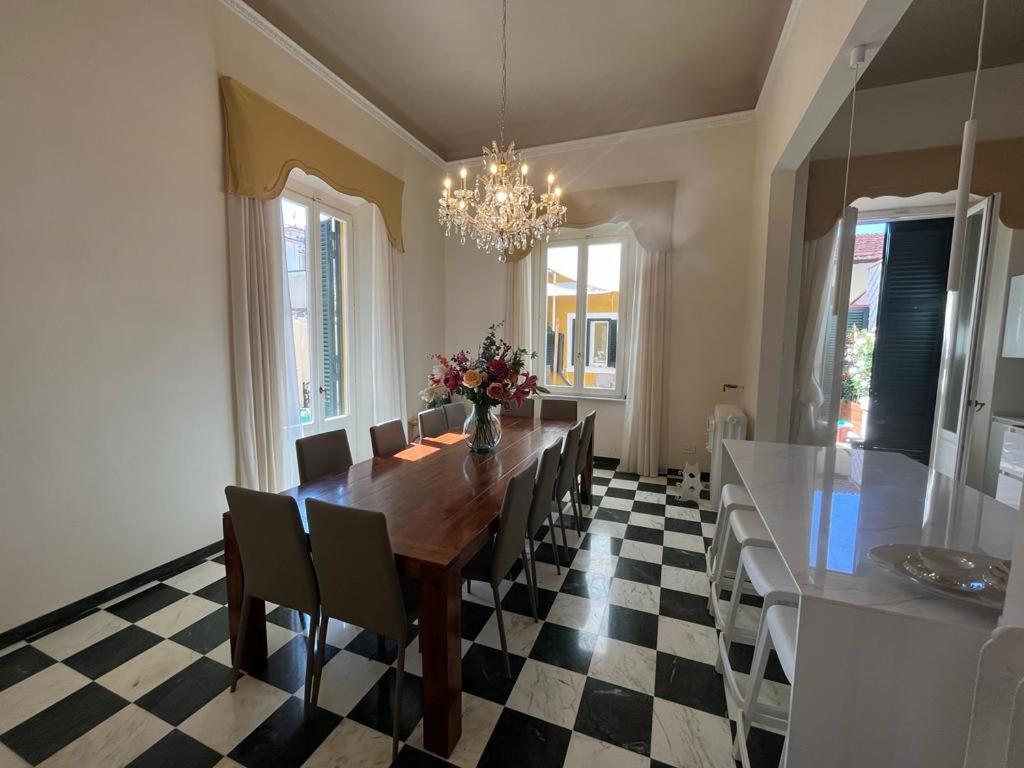 Villa Giulia Bnb ヴィアレッジョ エクステリア 写真