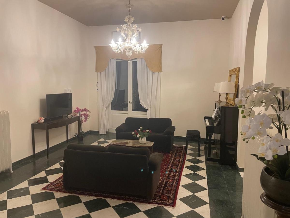 Villa Giulia Bnb ヴィアレッジョ エクステリア 写真